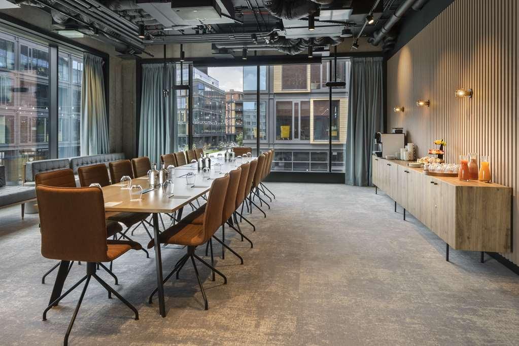 Barcelo Warsaw Powisle Hotel Facilities photo